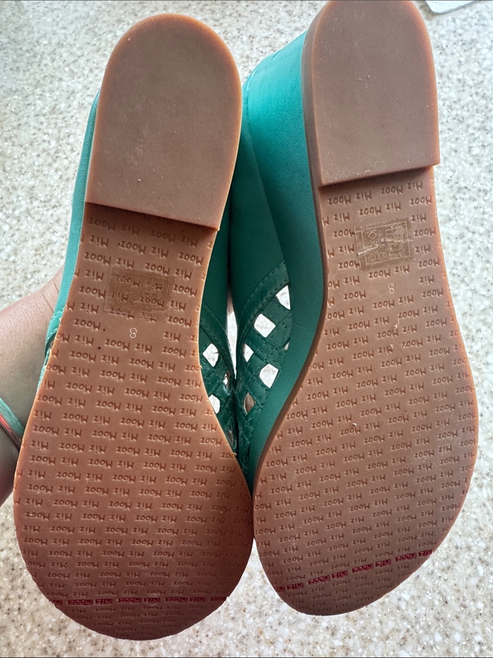 Women’s Miz Mooz size 8 Teal Wedge Sandals - Picture 6 of 10